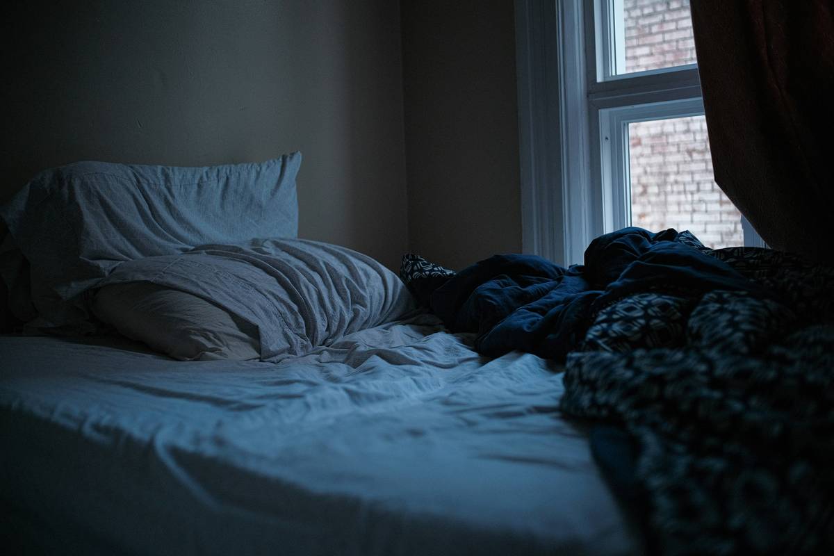 5 Breathing Exercises for Insomnia That Actually Work (Backed by Science & Sleep Experts)